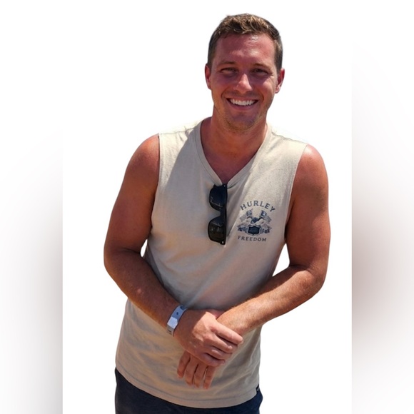 Hurley Other - Hurley Men's Khaki Cream Tan Everyday Tank Top Tee Size: